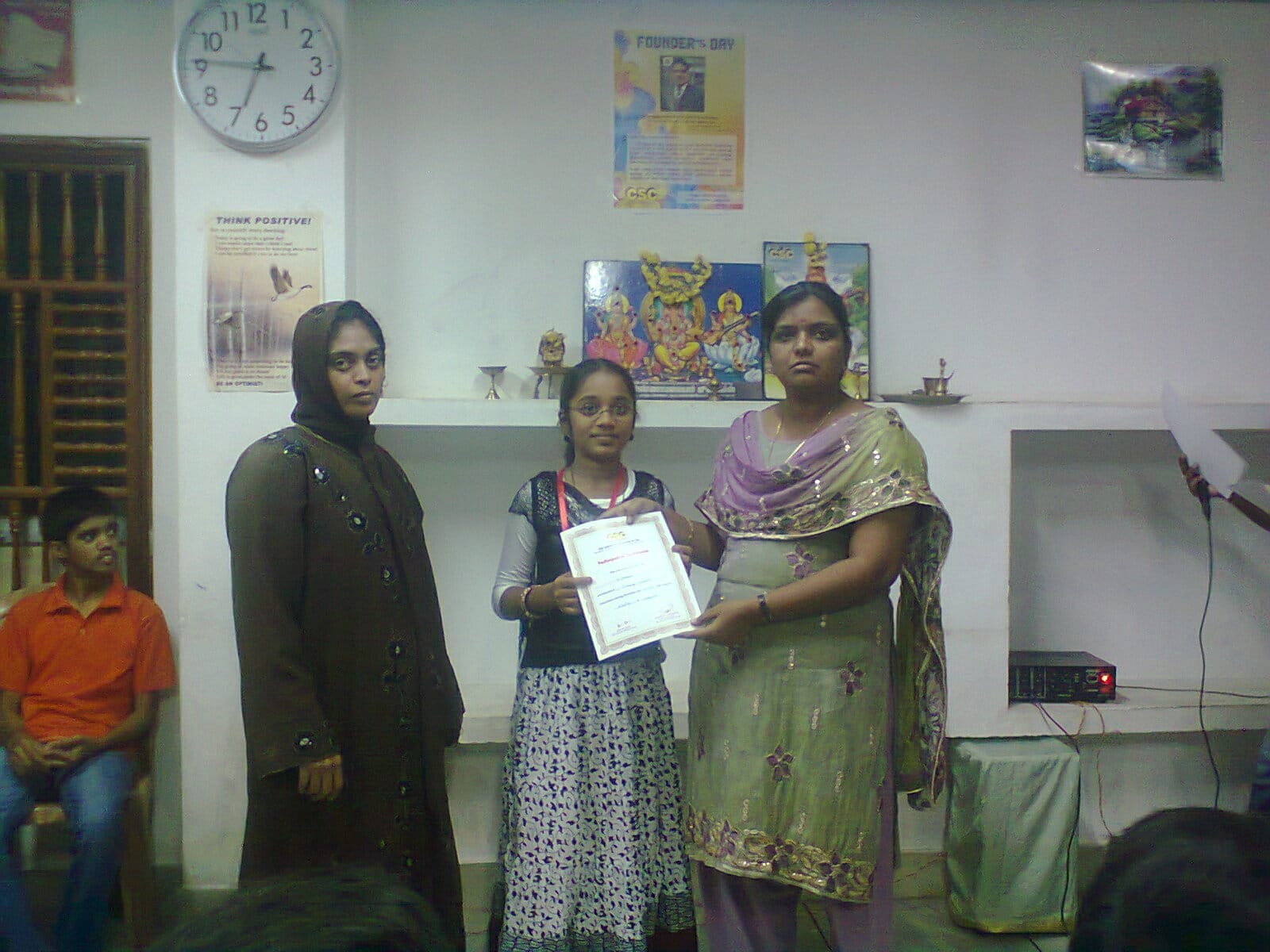 Student learning session at CSC Walajapet