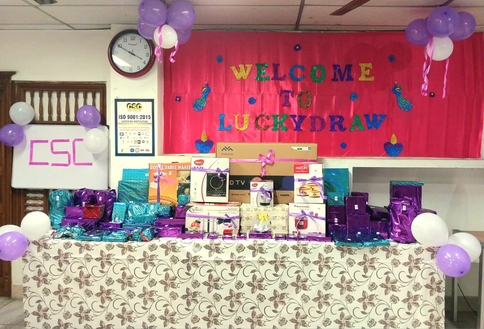 Free joining gifts for new students at CSC Walajapet